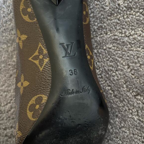 Louis Vuitton Fetish Monogram Kitten Heel Pumps Brown Pointed Cap Toe Size 38 - Picture 13 of 14